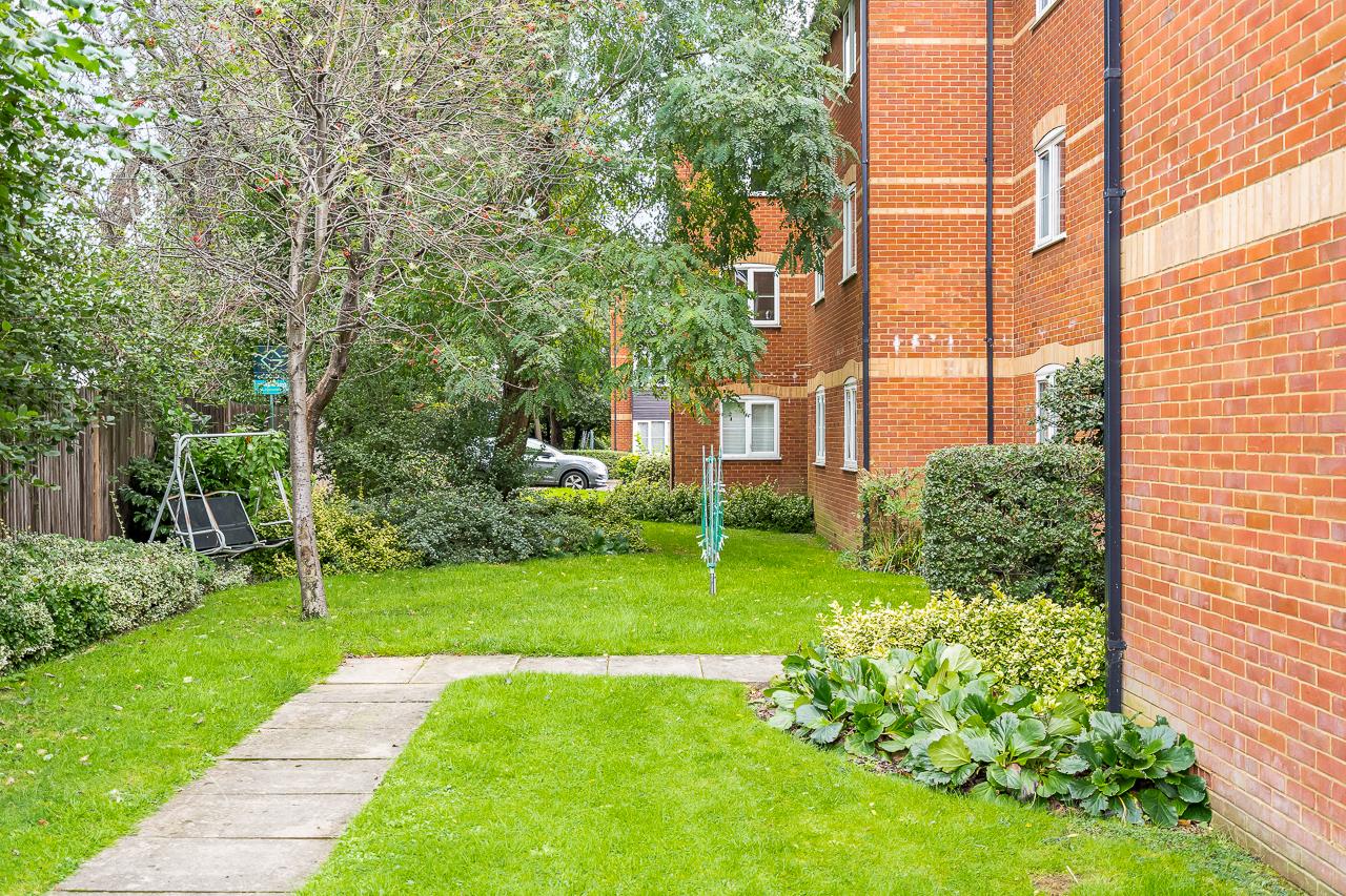 Tamworth Road, Hertford Alexander